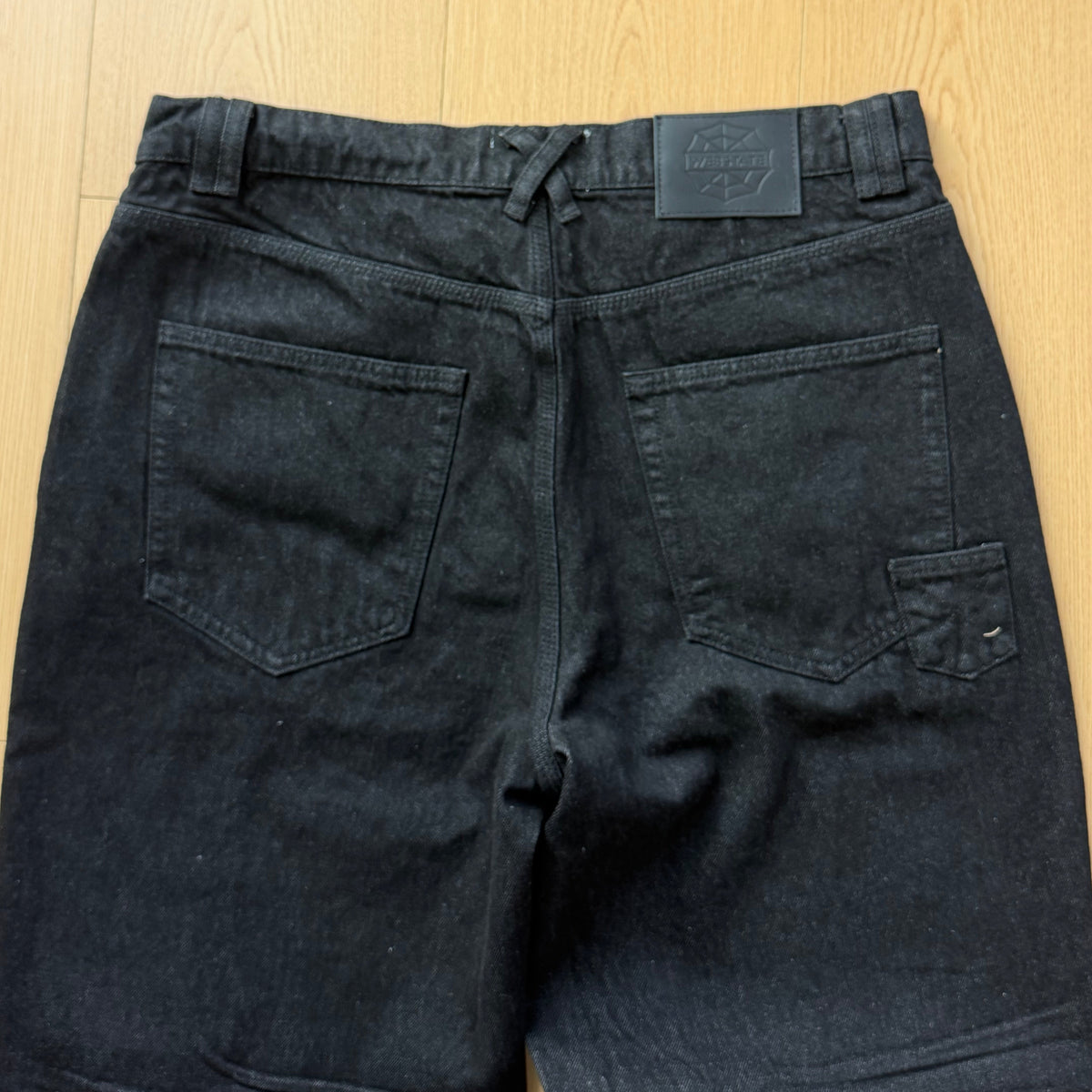 Straight Cut Denim Black