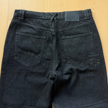 Straight Cut Denim Black