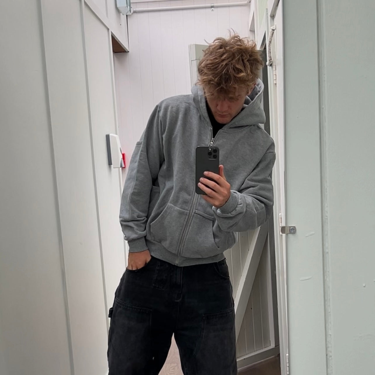 Webstate Zip-up Grey